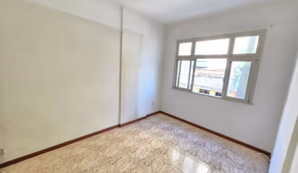 Excelente apartamento com 2 quartos á 05 minutos do Metrô de Botafogo e do Shopping Rio Sul - Botafogo, Rio de Janeiro/RJ.