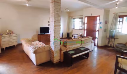 Casa á venda - Condomínio Vila Velha Granja Viana - Carapicuíba/SP