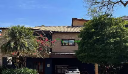 Casa à venda - Condomínio Tarumã - Santana de Parnaíba/SP