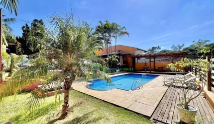 Casa com 3 dormitórios à venda, 494 m² por R$ 1.470.000,00 - Chácara dos Lagos - Carapicuíba/SP