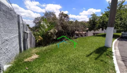 Terreno Espaçoso de 500m² no Condomínio Tarumã - Construa a Casa dos Seus Sonhos com Segurança e Lazer!