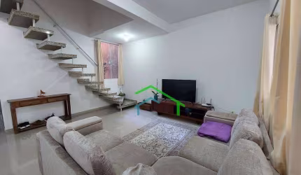 Casa com 3 dormitórios à venda, 210 m² por R$ 500.000,00 - Jardim Ana Estela - Carapicuíba/SP