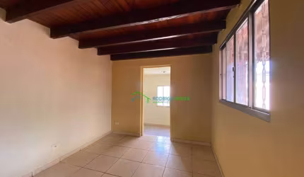 Casa com 3 dormitórios para alugar por R$ 1.650,02/mês - Conjunto Habitacional Presidente Castelo Branco - Carapicuíba/SP