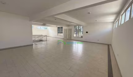 Prédio para alugar, 350 m² por R$ 8.500/mês - Chácara São João - Carapicuíba/SP