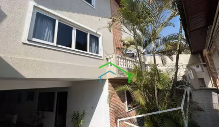 Casa com 4 dormitórios à venda, 420 m² por R$ 1.060.000,00 - Centro - Carapicuíba/SP