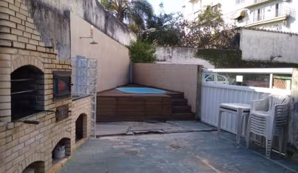 Casa em condomínio fechado com 3 quartos à venda na Freguesia (Jacarepaguá), Rio de Janeiro  por R$ 630.000