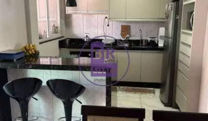 Linda casa em condomínio fechado no Banderiantes com 120m²