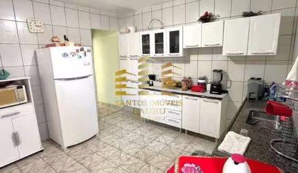 Residência com 3 Dormitórios sendo um suíte - Mary Dotta - Bauru/SP.