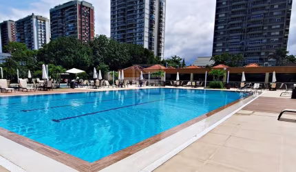 Apartamento na Barra da Tijuca - 4 Quartos, 1 Suíte, 2 Salas, 4 Banheiros, 2 Vagas, 161m² - Sol da Manhã, Reformado, Condominio Nova Ipanema