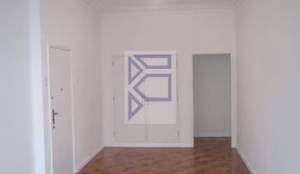 Apartamento para locação em Ipanema-RJ: 3 quartos, 1 sala, 2 banheiros, 1 vaga de garagem - 110m² de área!