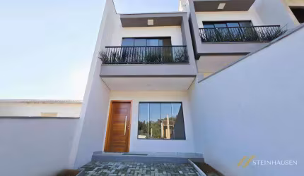 Sobrado com 3 dormitórios à venda, 125 m² por R$ 550.000,00 - Escola Agrícola - Blumenau/SC