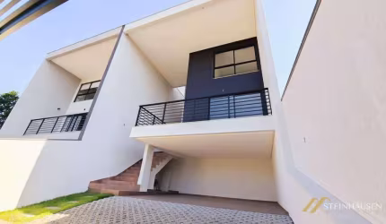 Sobrado com 3 dormitórios à venda, 205 m² por R$ 1.050.000,00 - Velha - Blumenau/SC