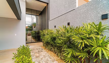Casa à venda com 3 quartos sendo 1 suíte no Bairro Jardim Pancera em Toledo-PR.
