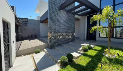 CASA TÉRREA COM PISCINA NA VILA BECKER, TOLEDO - PR