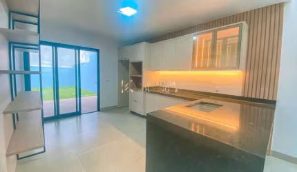 CASA SEMIMOBILIADO COM 3 DORMITÓRIOS PARA LOCAÇÃO, JARDIM PANCERA, TOLEDO - PR