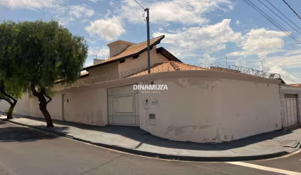 Casa 3 quartos - Jardim Elza Amuí I