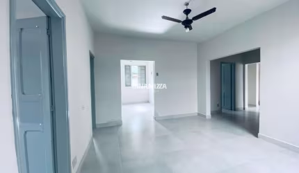 Amplo Imóvel comercial no Bairro Estados Unidos