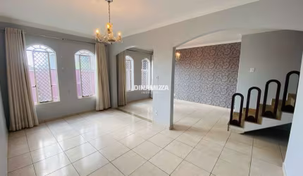 Casa excelente para locação próxima a Avenida Guilherme Ferreira