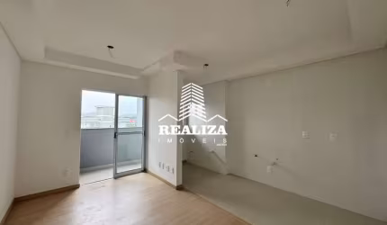 Apartamento à venda em Joinville-SC, bairro Glória: 2 quartos, 1 suíte, 2 salas, 2 banheiros, 1 vaga, 51m². Aproveite!