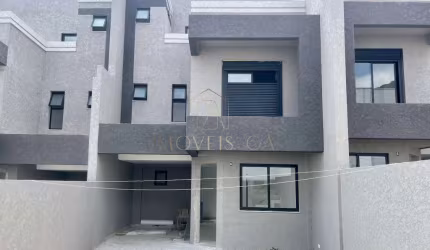 Sobrados novos dentro de condomínio no Uberaba