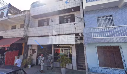 Loja 40 m² em Pernambués - Frente de Rua