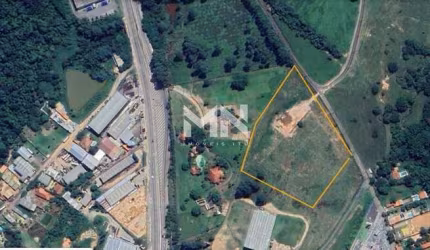 Lote Industrial à venda na Estrada Municipal 5.706,30 m² de área de terreno.