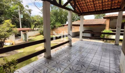 Chácara venda, 3 quartos, condomínio Chácaras Florida 235m²