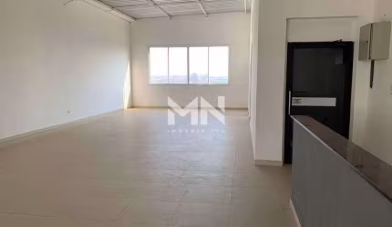 Salão alugar 2 banheiros Novo Centro 160m²