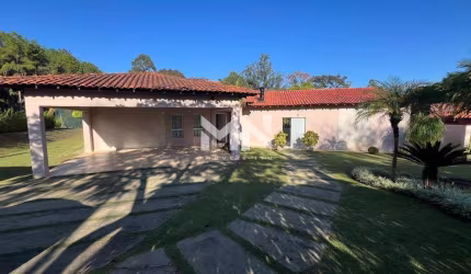 Casa à venda, 3 quartos, 1 suíte, 2 vagas, Chácara Flora - Itu/SP