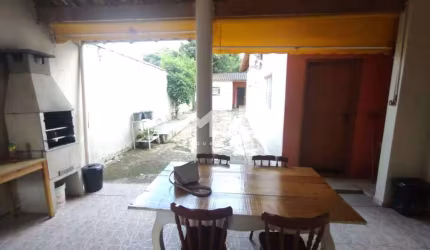 Casa venda 3 quartos Jardim Agarussi 520m²