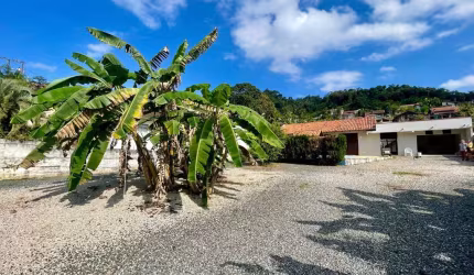 Casa para Venda em Blumenau, Garcia, 3 dormitórios, 2 banheiros