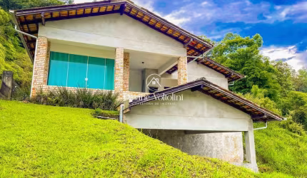 Casa para Venda em Blumenau, Progresso, 3 dormitórios, 1 suíte, 3 banheiros, 2 vagas