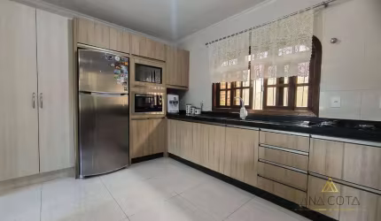 Casa térrea com 3 dormitórios à venda, 116 m² por R$ 650.000 - Água Verde - Blumenau/SC