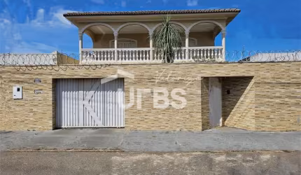 lindo sobrado no setor Coimbra com 4 suítes