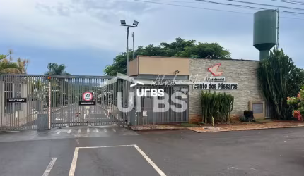 vendo linda casa no jardim petrópolis com 3 quartos uma suite condomínio canto dos pássaros