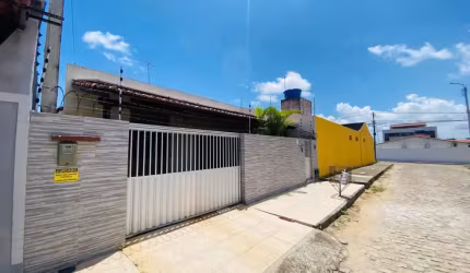 CASA REFORMADA COM ENERGIA SOLAR
