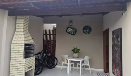 CASA NOVA E MOBILIADA EM CONDOMÍNIO - OPORTUNIDADE
