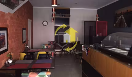 SALÃO COMERCIAL - PERFEITO PARA RESTAURANTE - LOCALIZAÇÃO IMBATÍVEL - 80M² - SALÃO + DEPÓSITO + WC