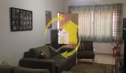 PQ. SÃO JORGE - CASA/SOBRADO - 140M² - 2 DORMS/1SUITE - 2 VAGAS - COM QUINTAL- LOCALIZAÇÃO SHOW!