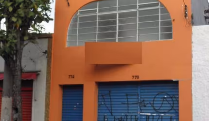 Prédio à venda no Brás, São Paulo  por R$ 1.070.000