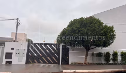 Sobrado proximo Rádio Clube Campo à venda, VILA MORUMBI, CAMPO GRANDE - MS