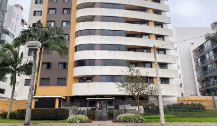 Apartamento Semi Mobiliado à Venda – 115m² | 3 Quartos (1 Suíte) | 2 Vagas Livres –  Edif. Bel Air - Bairro Cabral
