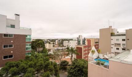 Cobertura Duplex -120m2 úteis - 190 m2 totais - 3 quartos (1 suite) - Churrasqueira e Deck com piscina - 2 vagas livres - Alto da Glória.