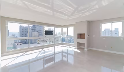 Andar alto no Biarritz Residence, construtora Macon, novo sem uso com 04 suítes