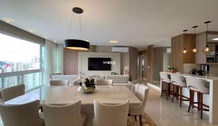 Apartamento com 4 dormitórios no centro de Balneário Camboriú