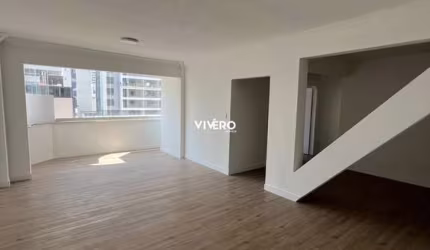 Apartamento com 3 dormitórios no bairro Pioneiros em Balneário Camboriú