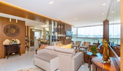 Apartamento de 4 suítes no bairro Pioneiros em Balneário Camboriú