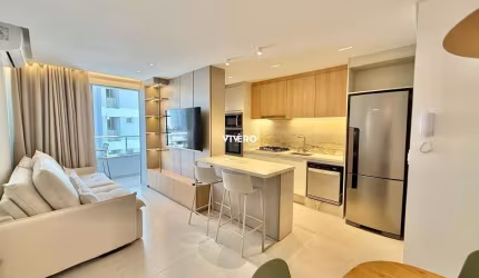 Apartamento de 2 dormitórios na Praia Brava de Itajaí