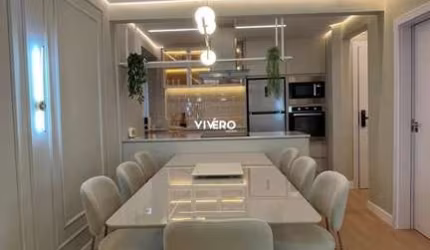 Apartamento na Av Atlântica em Balneário Camboriú com 2 suítes