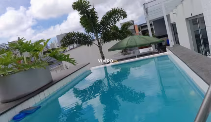 Excelente cobertura com localização privilegiada em Balneário Camboriú
